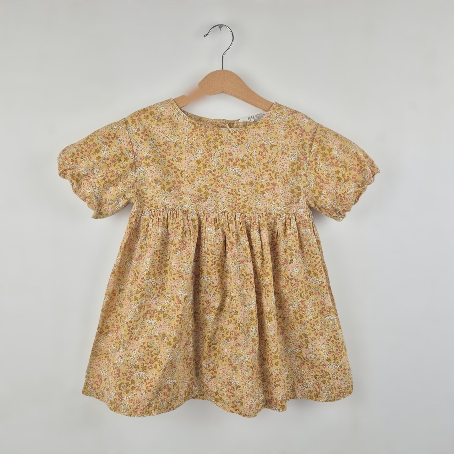 Meisje 092 - H&M - jurk (1972)
